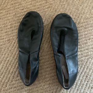 Bloch super jazz slip on.  No rips or tears